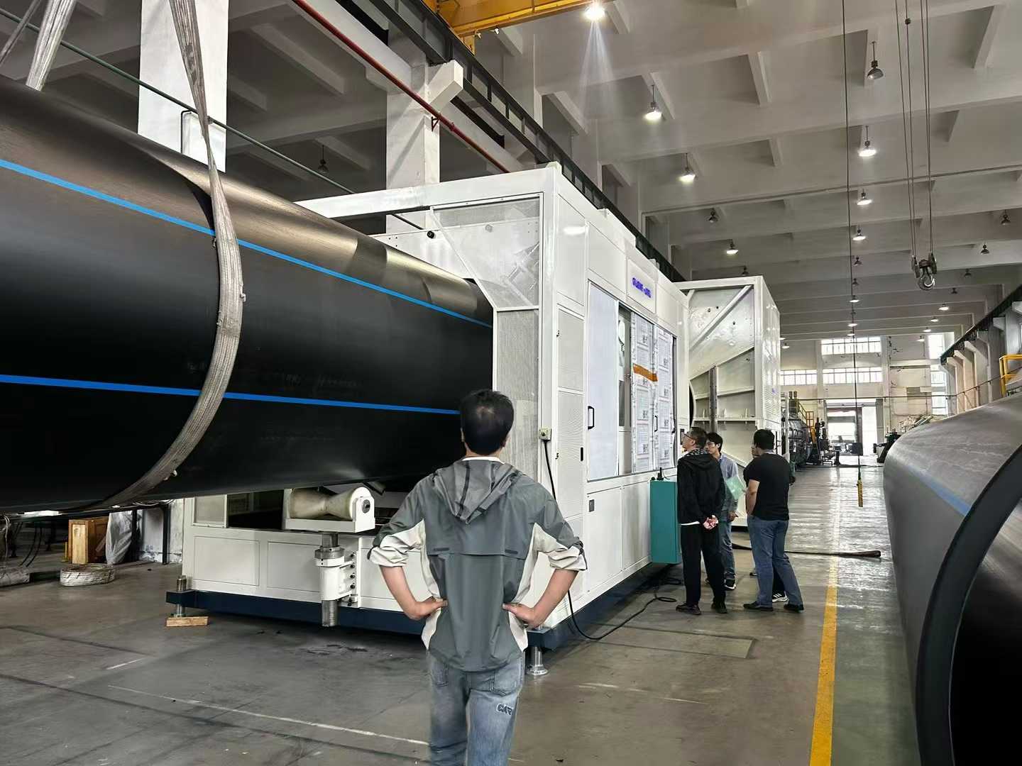 Príomhphointí le haghaidh Trealamh Tosaithe agus Teicneolaíocht Táirgthe Píopaí Corpoideachais le Trastomhas Móra Os cionn 2000mm